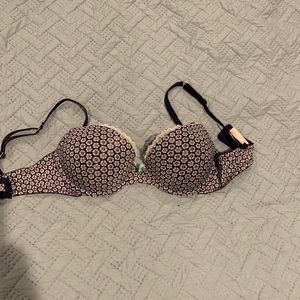 💋5/$25💋34D Bra